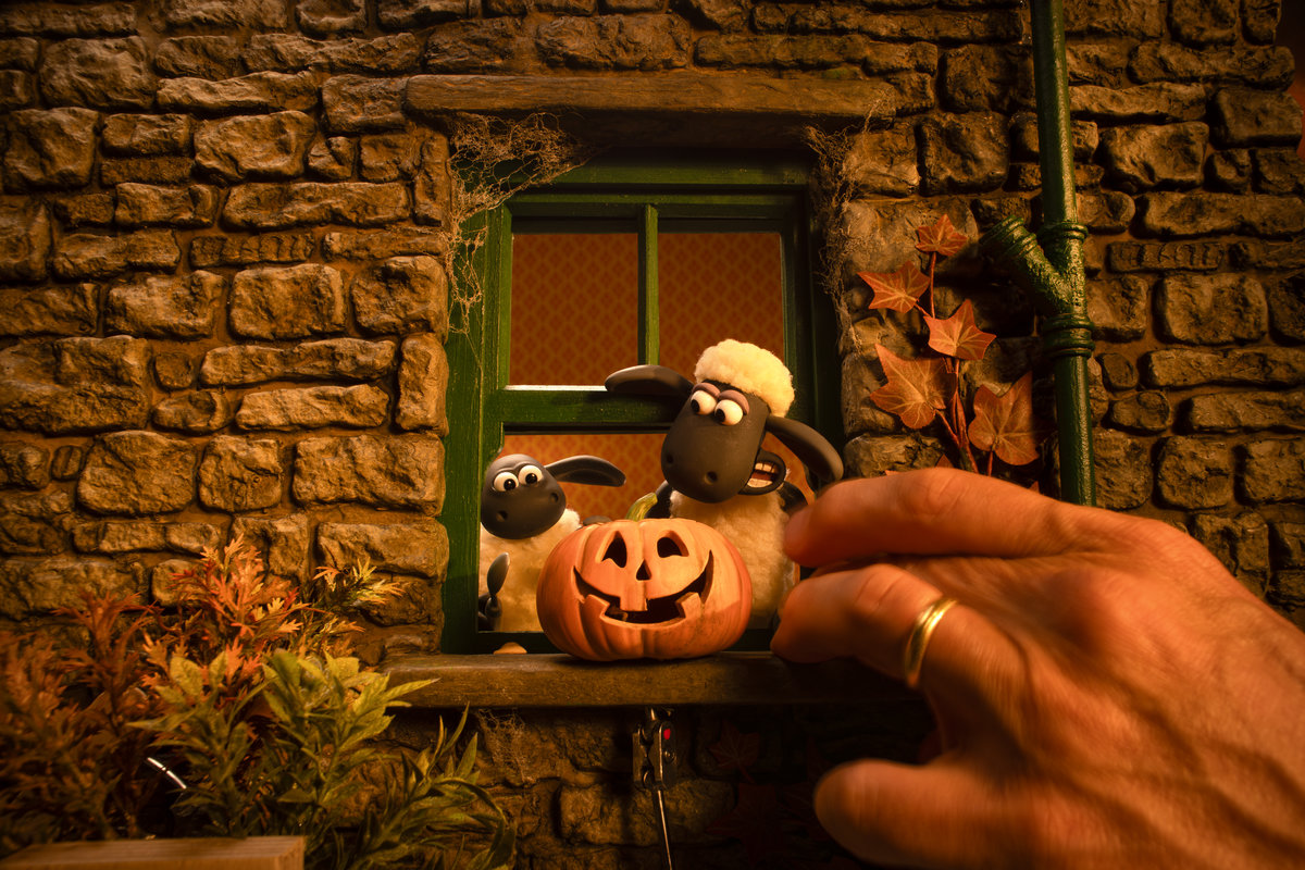 Баранчик Шон та чудовисько з Мохнявої долини