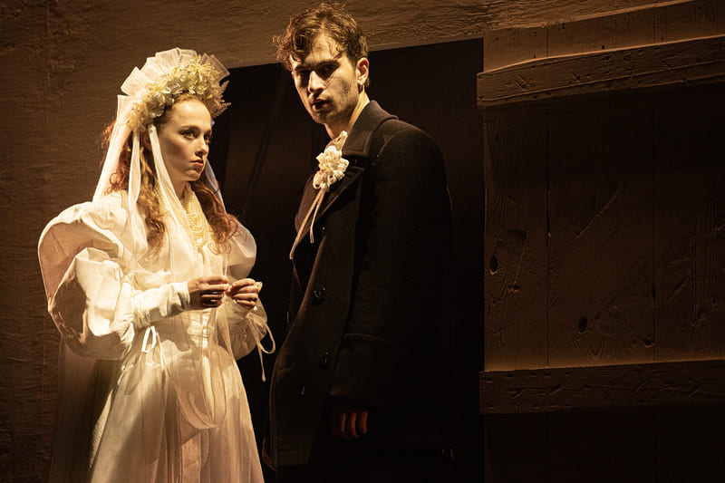 Вистава Конотопська відьма