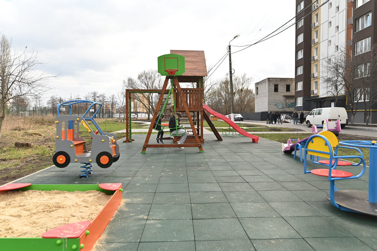 багатоповерхівка в Бородянці