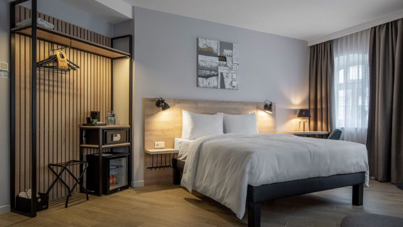 KONTRACT Boutique Hotel