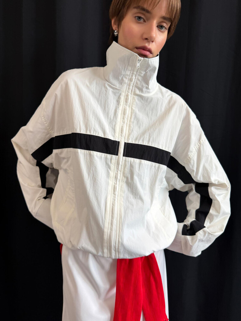 Вітрівка Dear Sienne