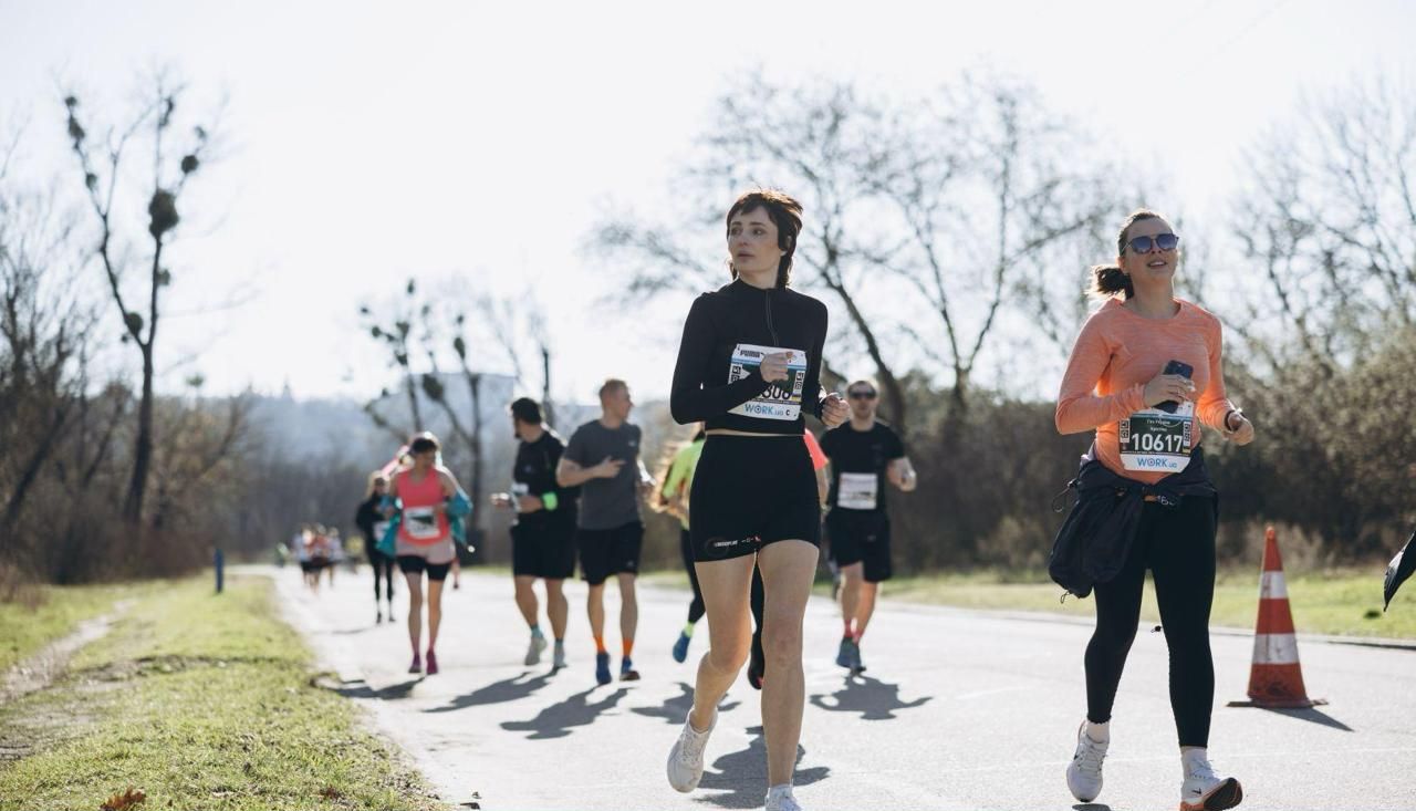 Скільки коштує займатися спортом у Києві