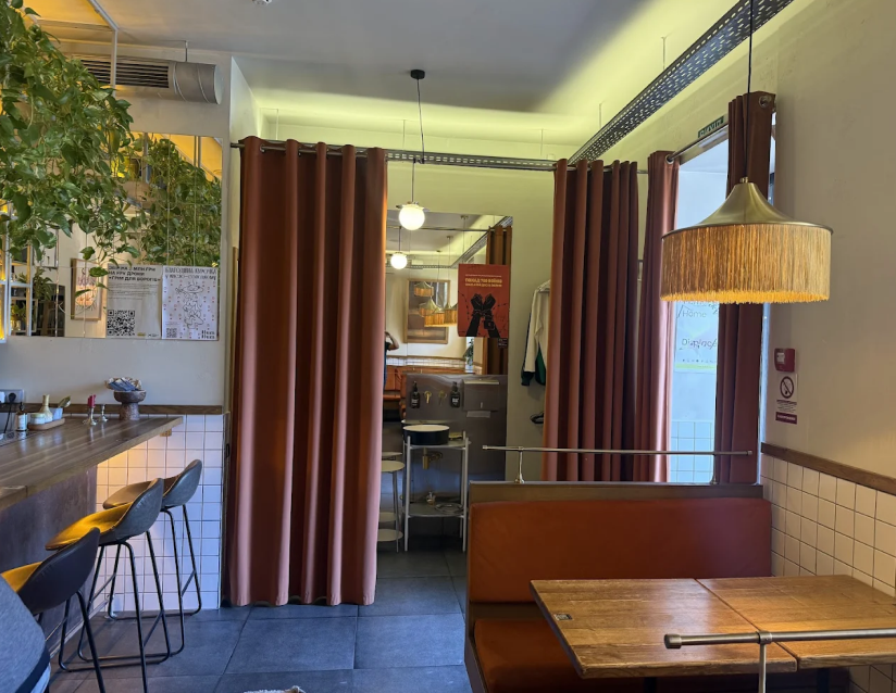 Сніданки у Hum:Hum