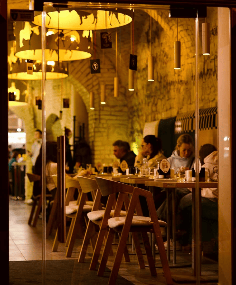 Сніданки у CHAPTER