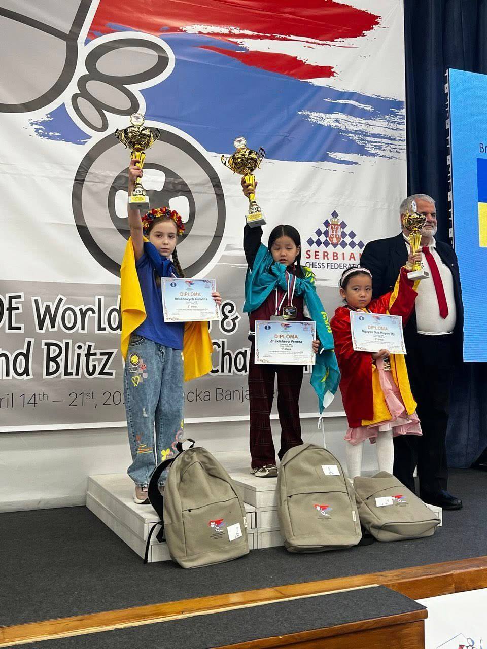 Юна шахістка з Броварів здобула дві перемоги у турнірах. Фото: t.me/brovarycitycouncil