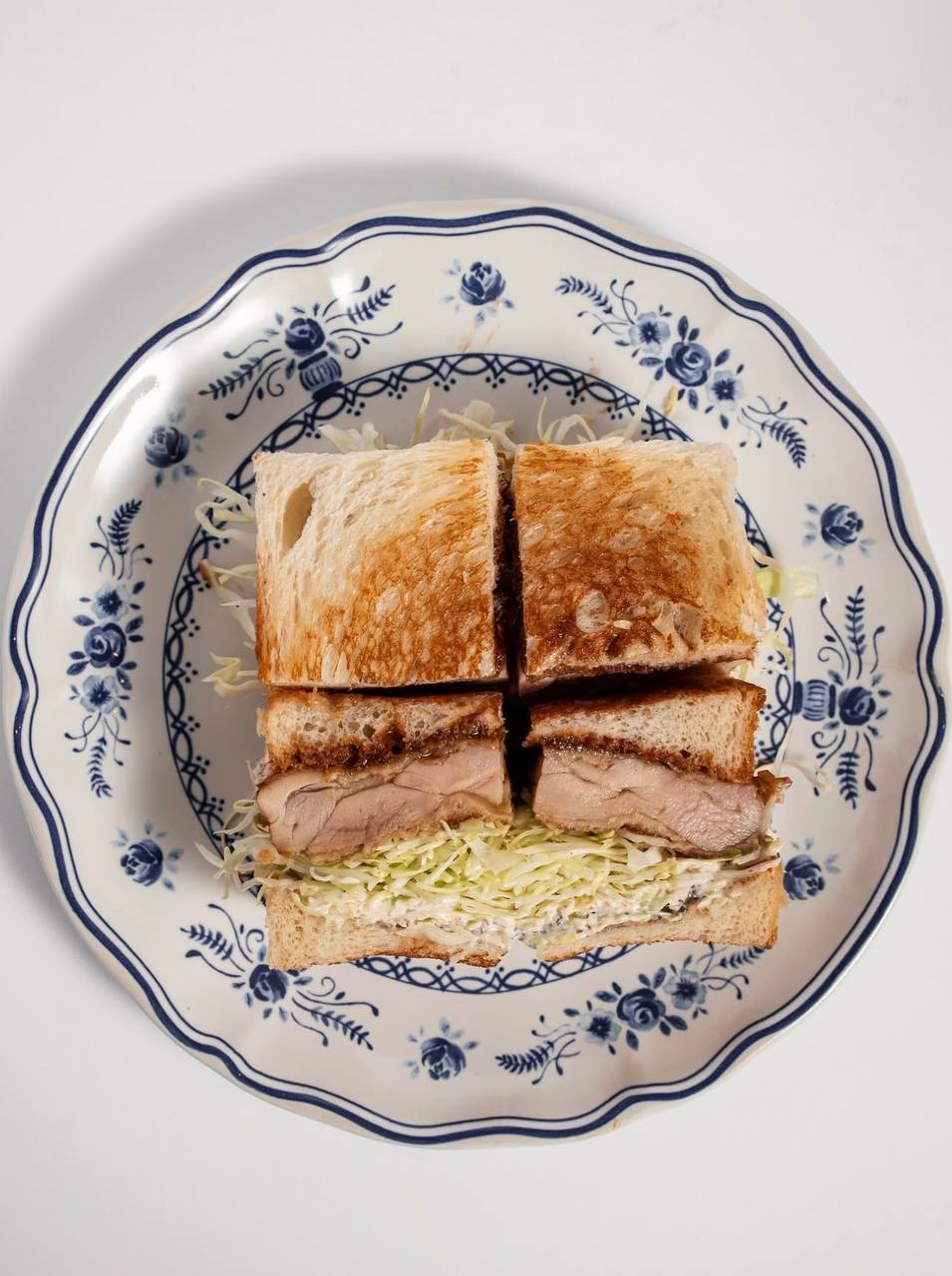 У Києві відкрили новий заклад з японською кухнею. Фото: instagram.com/81funky.jpn