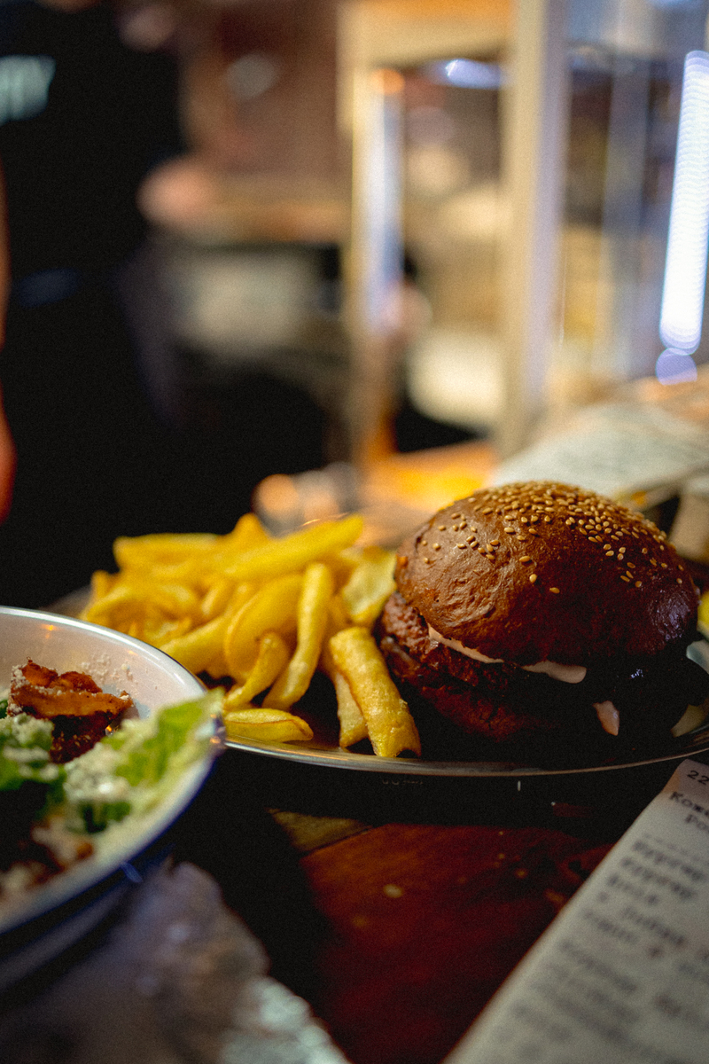 Epic Cheeseburger у Києві