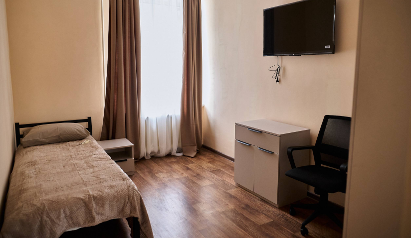 Як влада Київщини допомагає ВПО: у Славутичі відкрили соцжитло