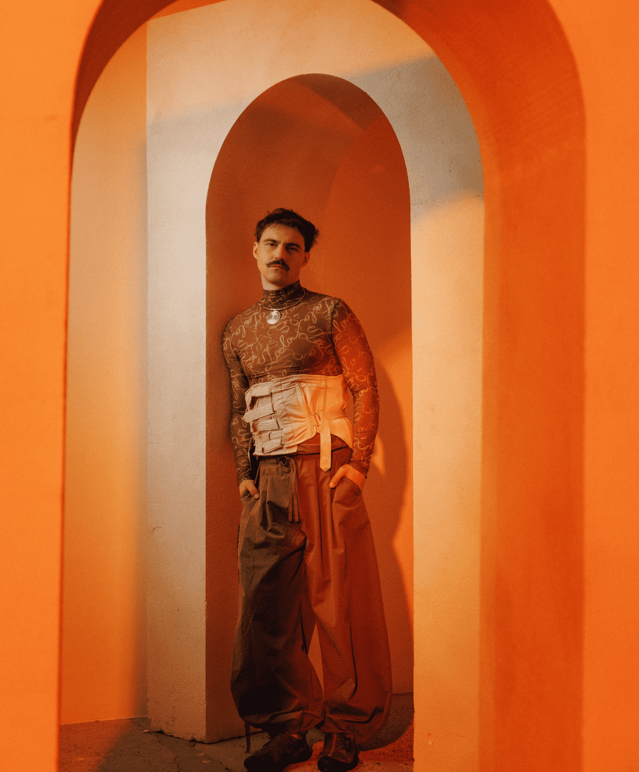 Що вдягнути на ІНТЕРСТЕЛЛАР у Києві: приклади образів