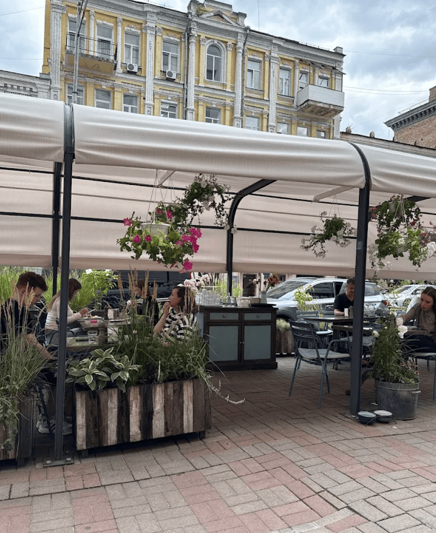 Сніданки у Milk Bar