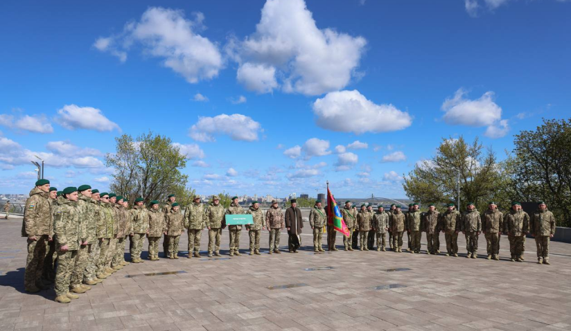 Новий пам'ятний знак на честь ДПСУ відкрили у Києві