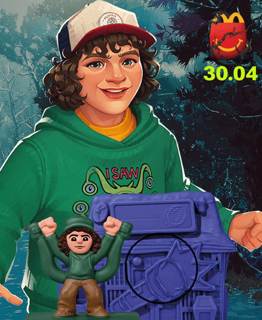  Фігурки героїв 