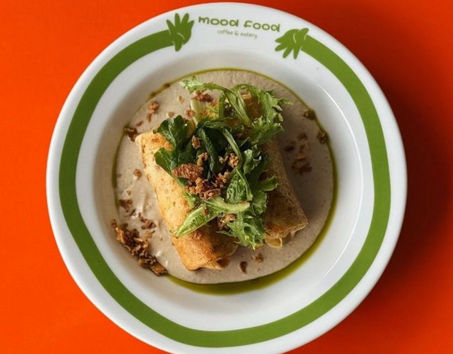 Сніданки у Mood Food coffee & eatery