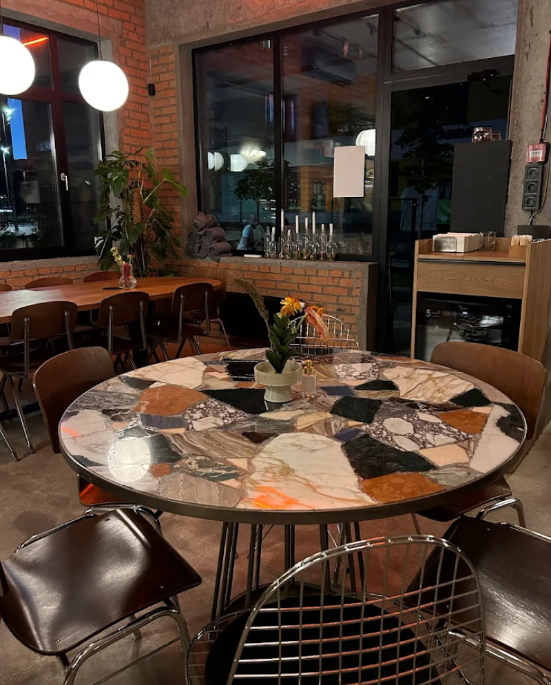Сніданки в Esco.Bar
