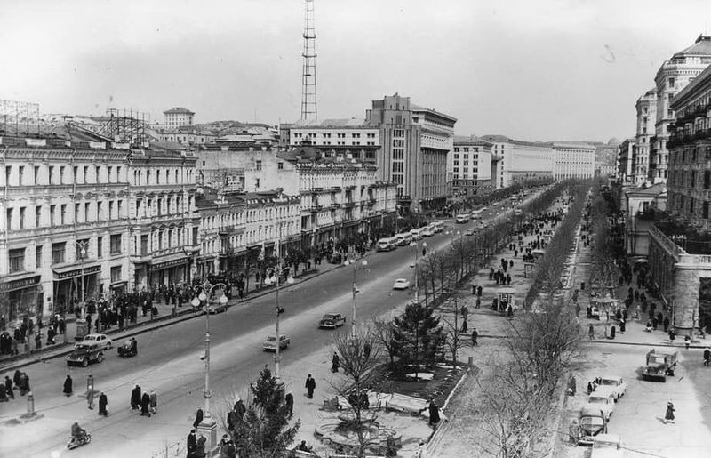 Перша у Києві телевежа на Хрещатику