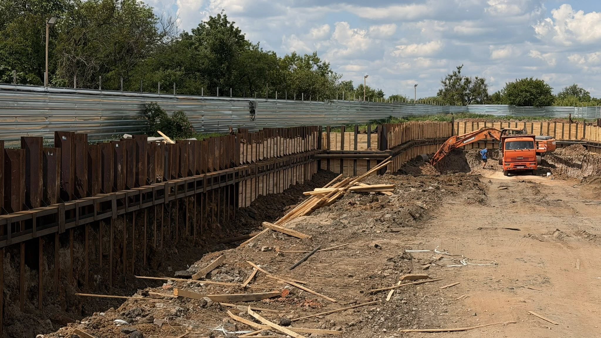 На Київщині будують підземну школу. Фото: facebook.com/drr.koda
