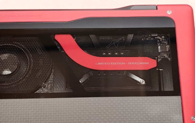 Ferrari та HP створили унікальний ноутбук