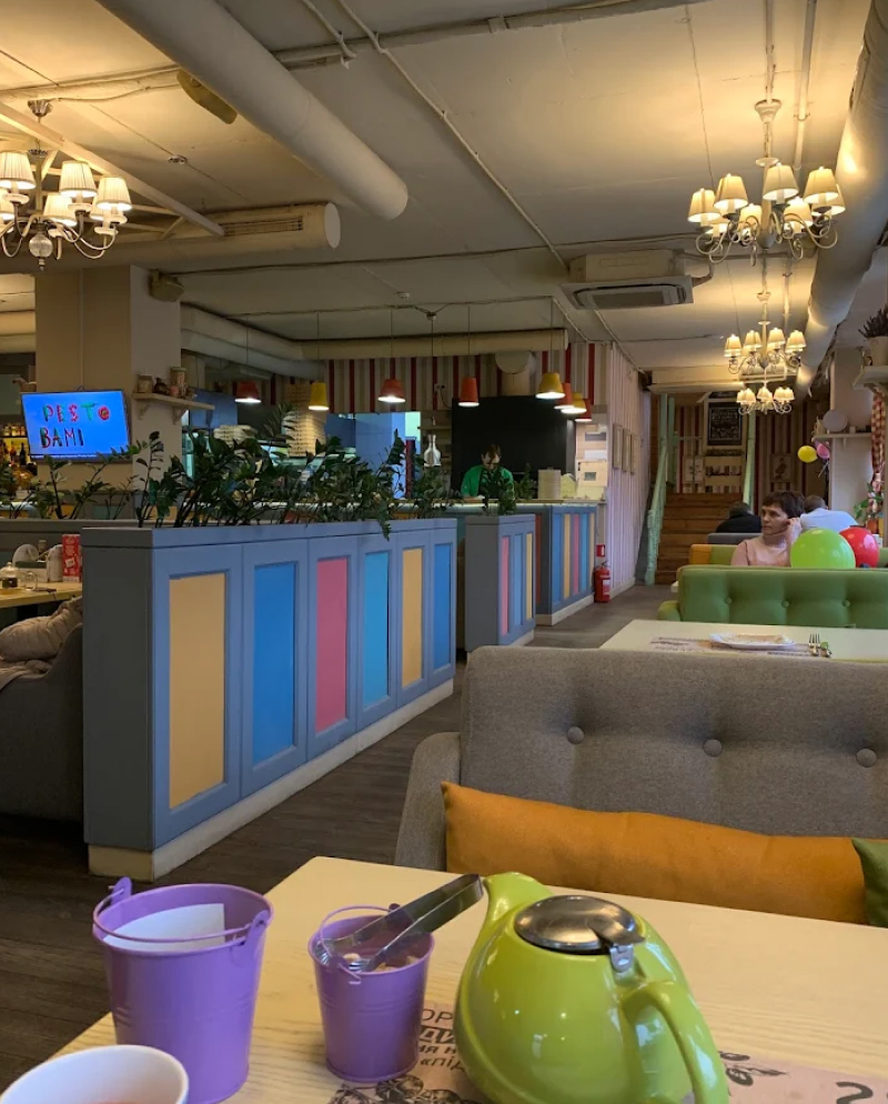 Сніданки у PESTO CAFE