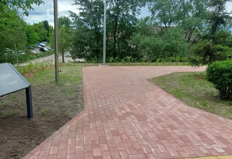 Де у Києві з'явилися кишенькові сквери