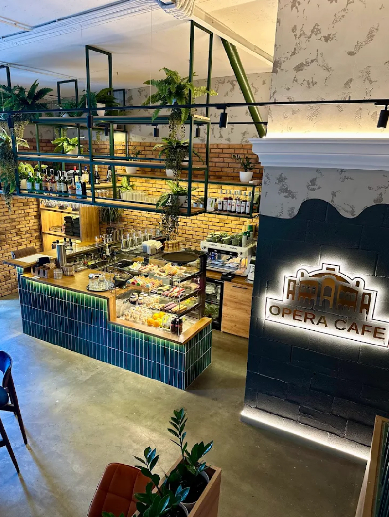 Сніданки в OPERA CAFE BAR 