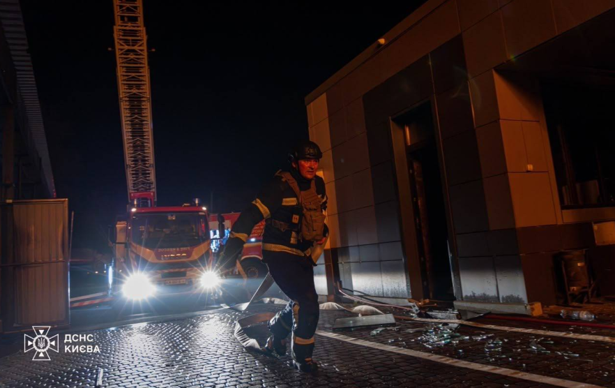 У ДСНС повідомили наслідки атаки на Київ 8 липня