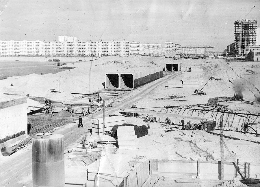 Будівництво станції метро Оболонь, 1979 рік. Архівне фото