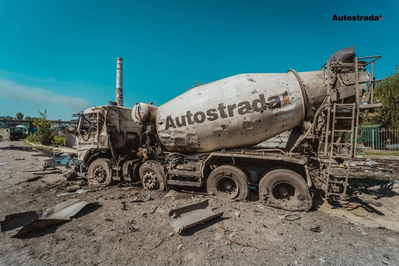 Зруйнована виробнича база Autostrada. Фото: facebook.com/shkil.maksym