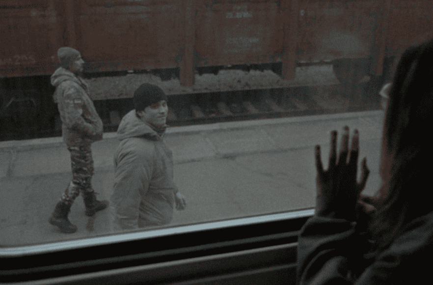 Чорні соняшники - фільм про життя молоді у війну