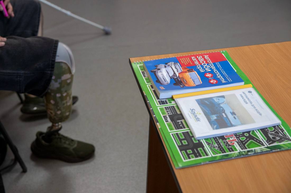 У Києві відкрили автошколу для ветеранів та ветеранок. Фото: t.me/vitaliy_klitschko