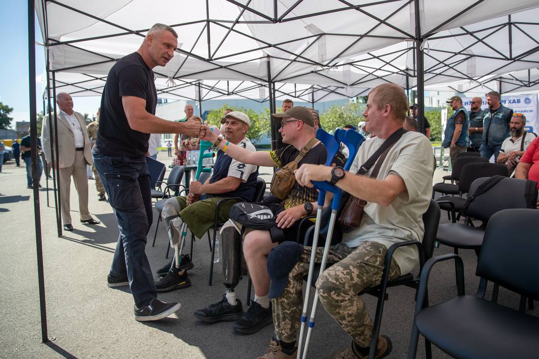 У Києві відкрили автошколу для ветеранів та ветеранок. Фото: t.me/vitaliy_klitschko