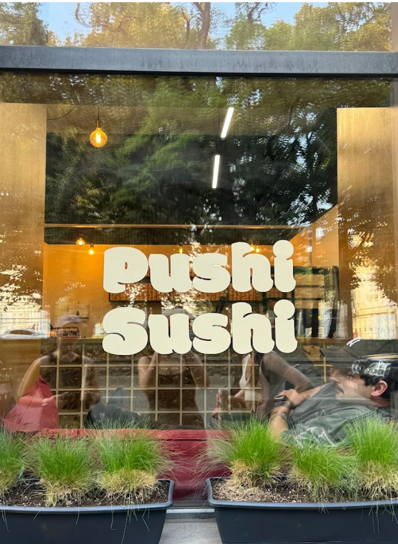 Суші-спот Pushi Sushi відкрився у Києві у серпні 2026 року