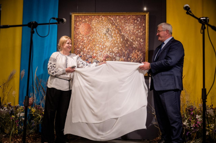 Виставка Івана Марчука повернулась до Києва. Фото: mfa.gov.ua