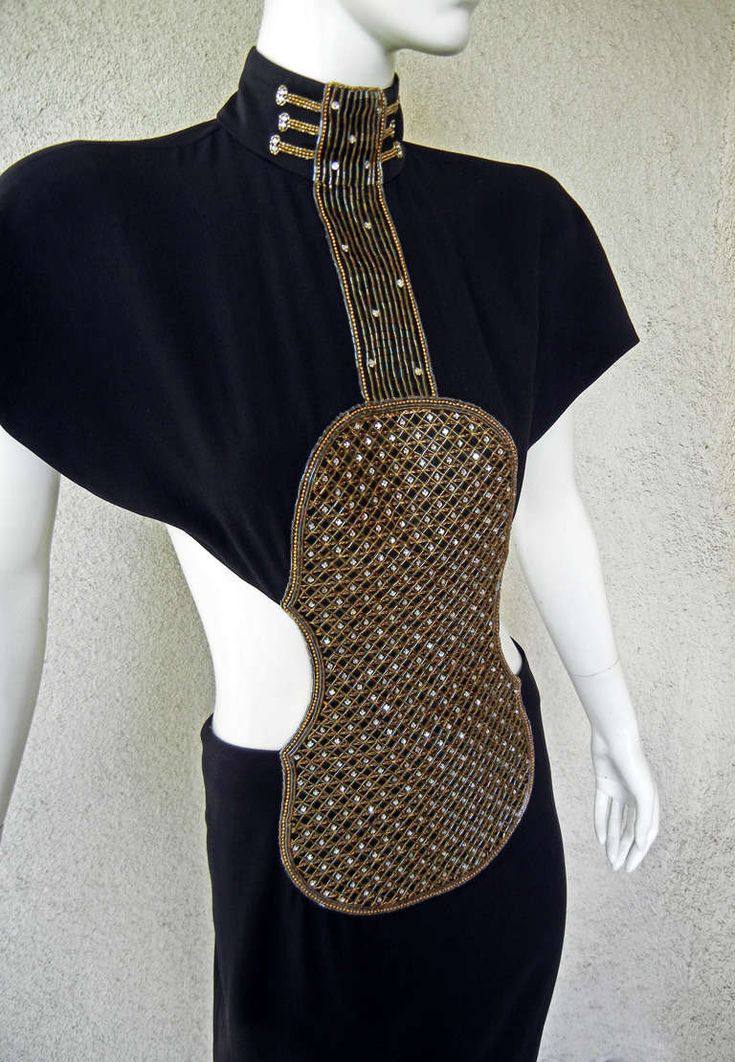 "Скрипкова" сукня Chloé, 1983. Фото: Pinterest
