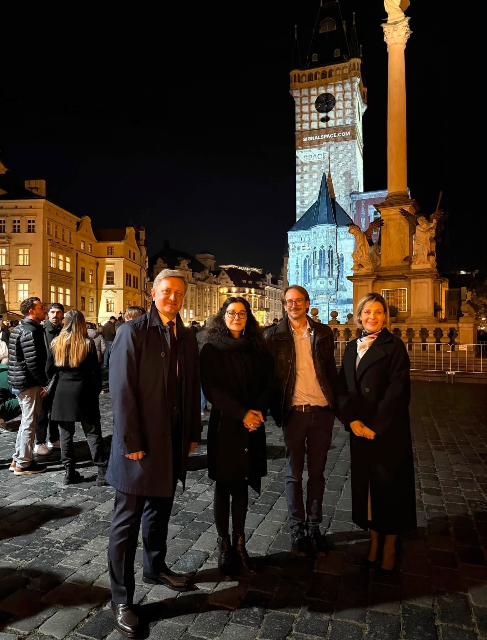 Українська художниця представила роботу на Signal Festival у Празі. Фото: facebook.com/UkraineEmbassyinCzechia