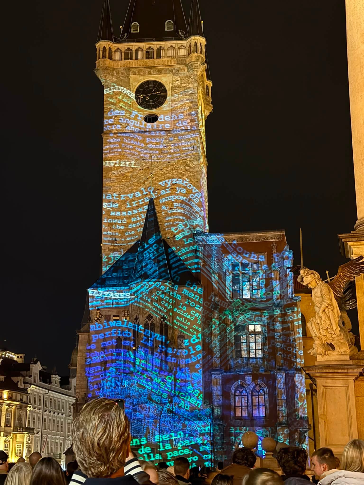 Українська художниця представила роботу на Signal Festival у Празі. Фото: facebook.com/UkraineEmbassyinCzechia