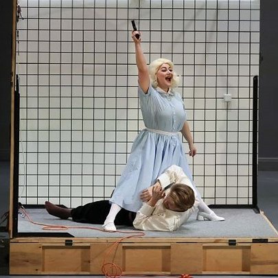 Лускунчик і горор, Брехт по-грузинськи й Гофман у хрущовці: театральні прем'єри грудня - 412x412