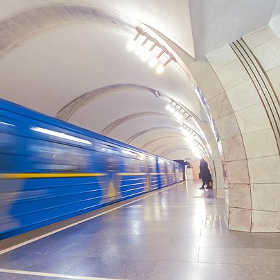 Станція метро "Либідська" в Києві: унікальний дизайн, підтоплення, ремонт - 412x412