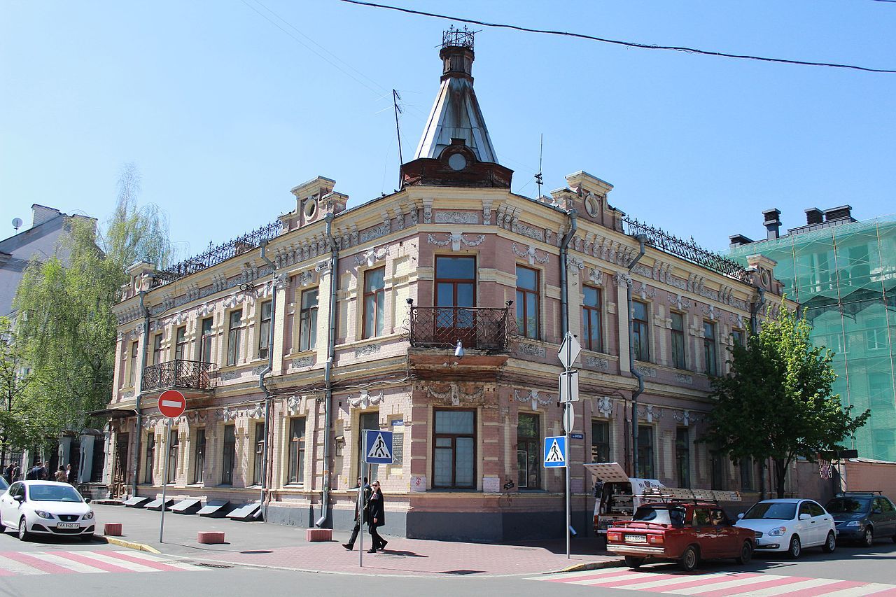 У будинку на Подолі, де жив Вікентій Хвойка, хочуть створити інтерактивний музей