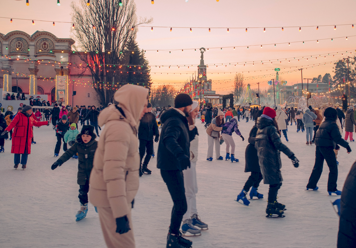 На ВДНГ відкриється "Зимова Країна" з величезною ковзанкою та святковими розвагами