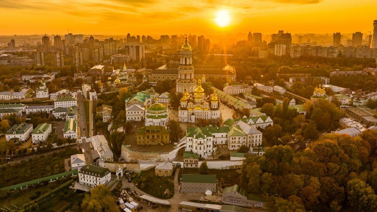 Найцікавіше за 12 квітня: головні новини