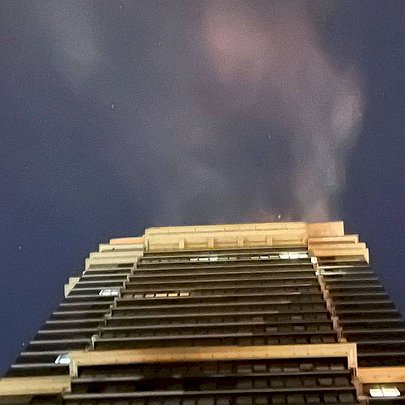 In Kyiv, a high-rise building stopped a fire on its own after being hit by a &quot;shaheed&quot;: how is this possible - 412x412