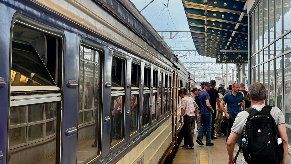 У столиці запустили додаткові рейси міської електрички: розклад