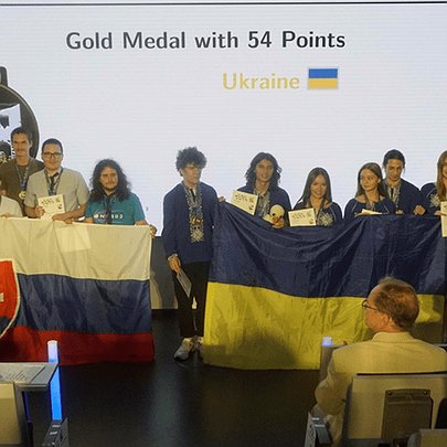 Учень столичного ліцею переміг на міжнародній математичній олімпіаді у Німеччині - 412x412