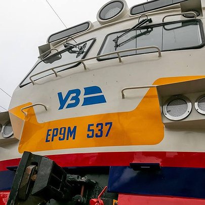 На Київщині курсуватиме оновлена електричка - 412x412