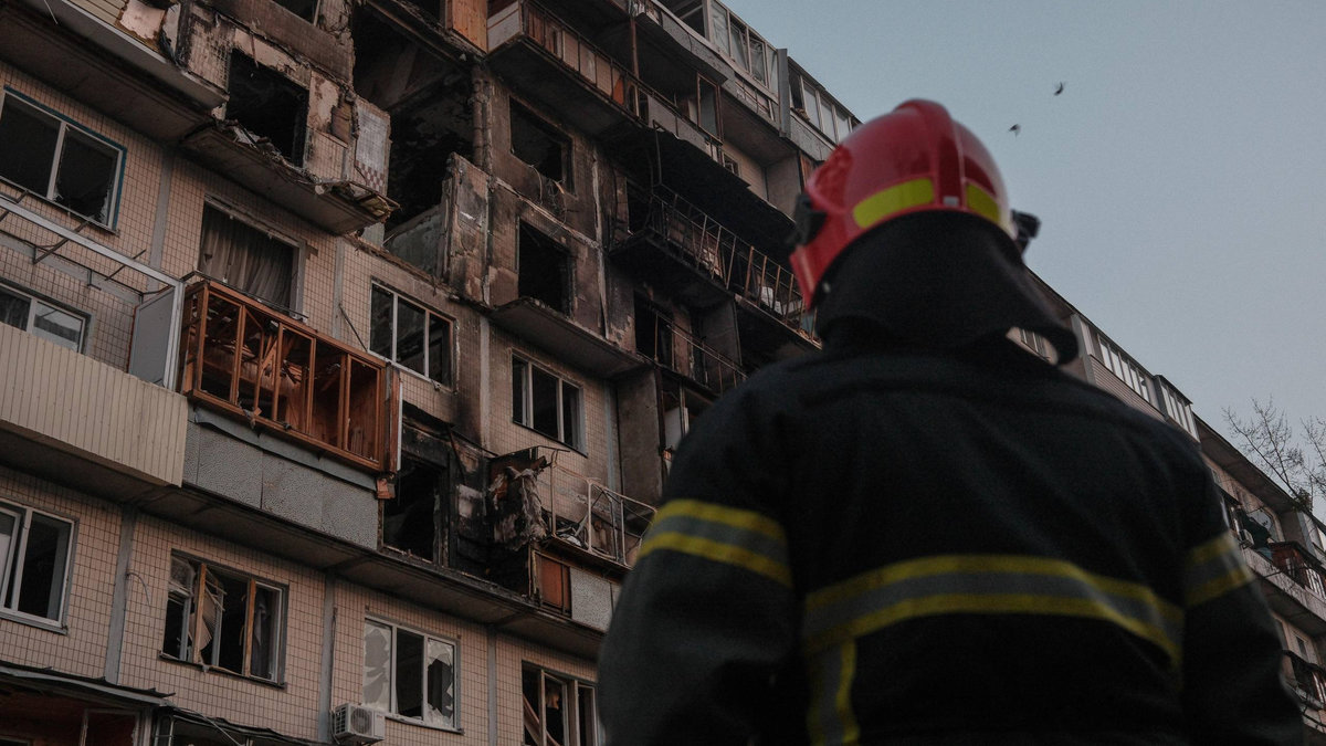 У Деснянському районі запевнили аварійно-рятувальні роботи: у столиці збільшилася кількість загиблих