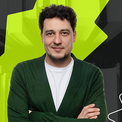 Що читає режисер та мандрівник Євген Синельников - 412x412