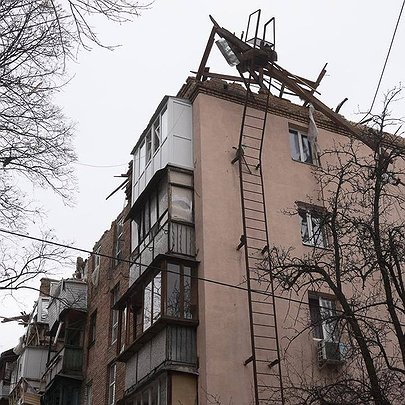 Обстріл Києва 27 грудня: у столиці пошкоджено понад 10 житлових будинків - 412x412
