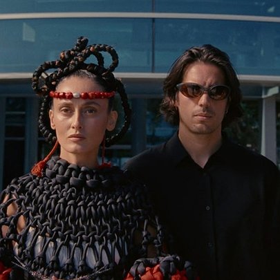 "Ми знімали в паузах між тривогами": Alina Pash — про кліп Kyiv, символізм столиці та колаборацію з Apashe - 412x412