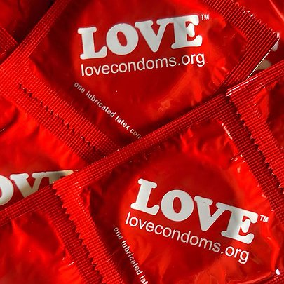 "Просто використовуй!": Міжнародний день презерватива, або чому найпростіші рішення даються найскладніше - 412x412