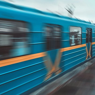 На лівому березі зупинилося метро: причина - 412x412